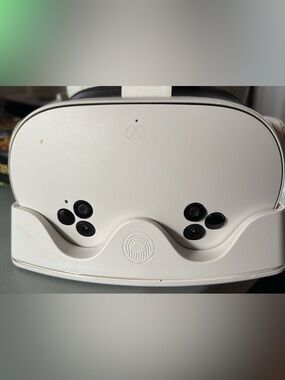 Meta Quest 3S VR Headset in White